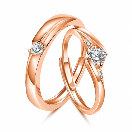 Unity Round Cut Moissanite Couple Ring Set