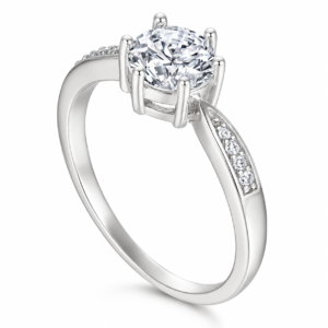 Fancy Moissanite